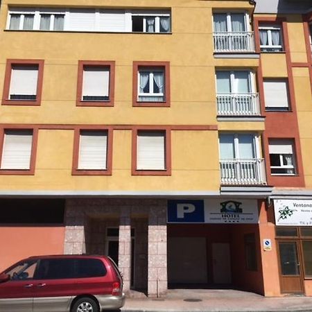 Apartamento Delia Onís エクステリア 写真